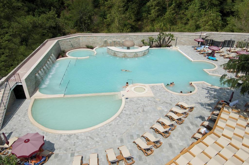 Hotel Complesso Termale Vescine Castelforte Exterior foto
