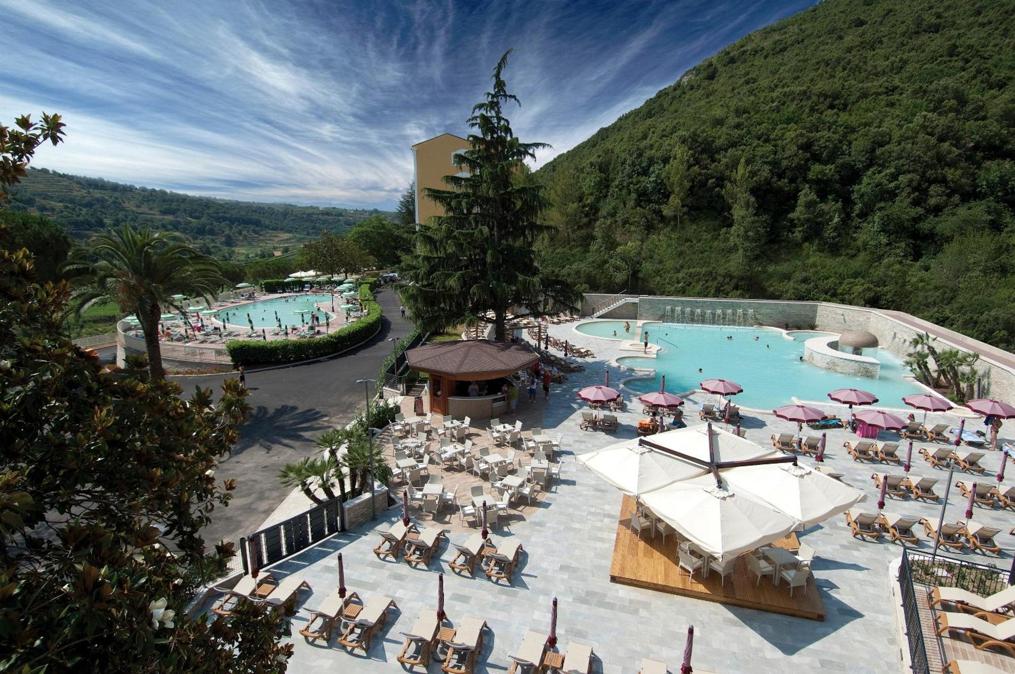 Hotel Complesso Termale Vescine Castelforte Exterior foto